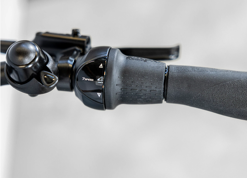 Trek District+ 3 Lowstep 500wh Electric Hybrid Bike 2023 in Battleship Blue-6